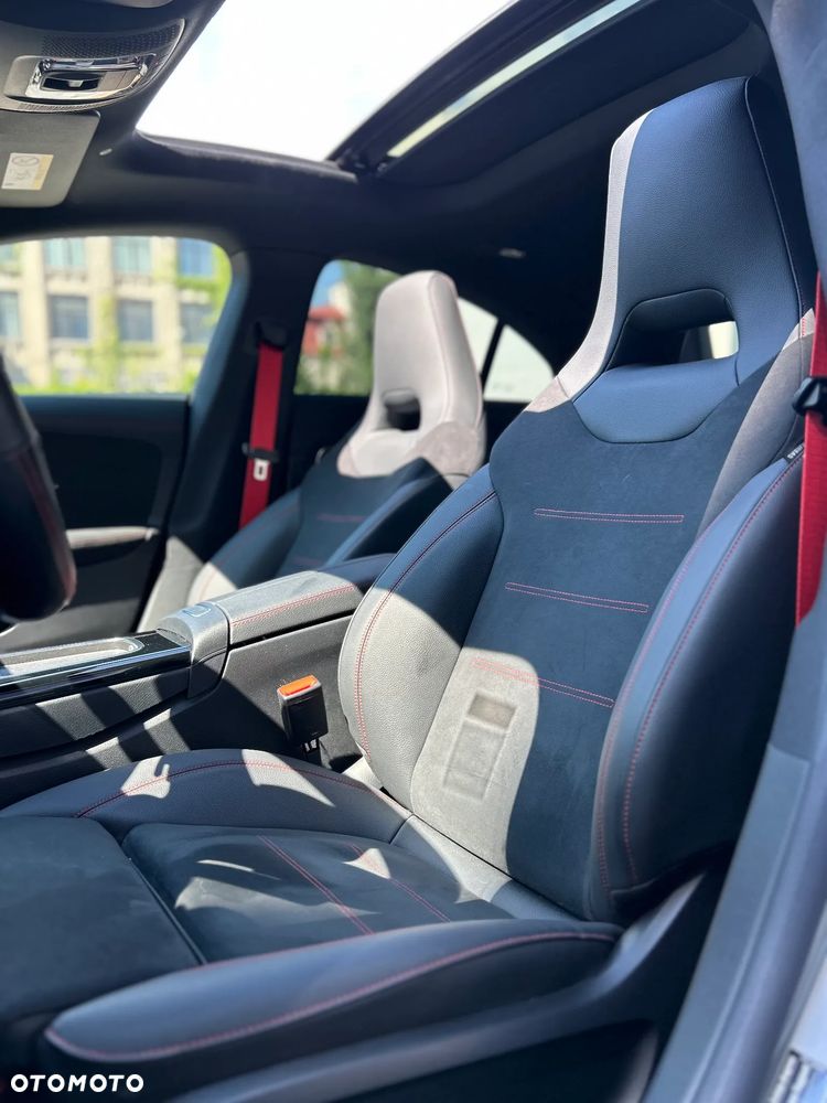 Mercedes-Benz CLA AMG 35 mHEV 4-Matic 8G-DCT - 8