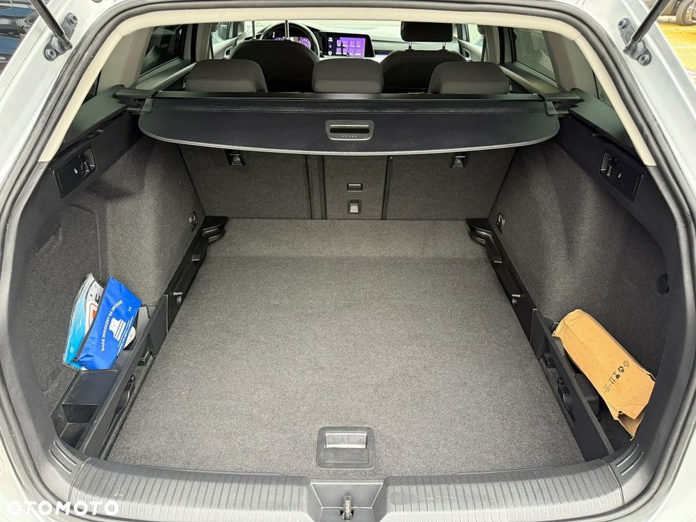 Volkswagen Golf 1.5 TSI EVO Life - 36