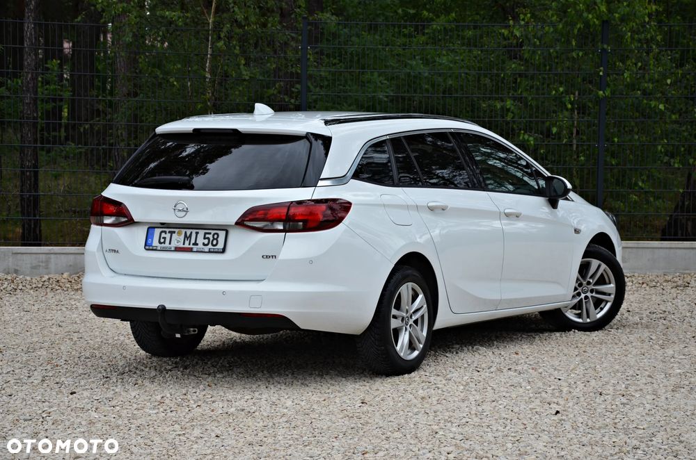 Opel Astra 1.6 D (CDTI) Automatik Dynamic - 4
