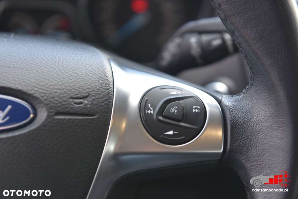 Ford Focus - 32