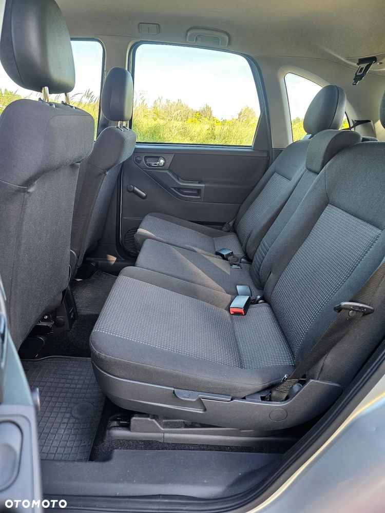 Opel Meriva - 8