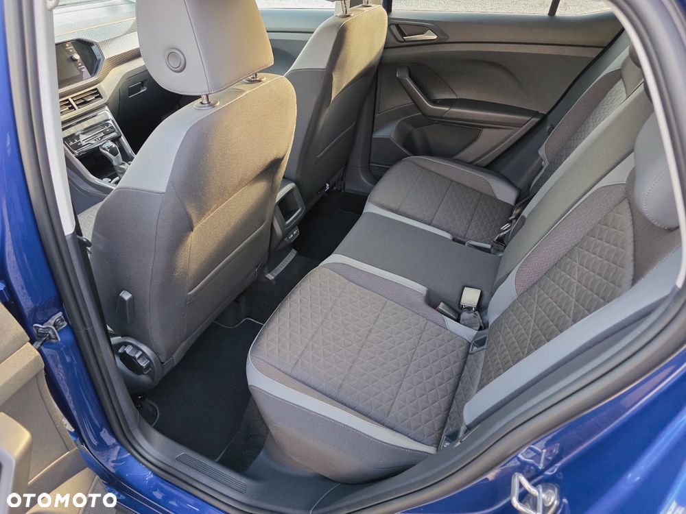 Volkswagen T-Cross - 17