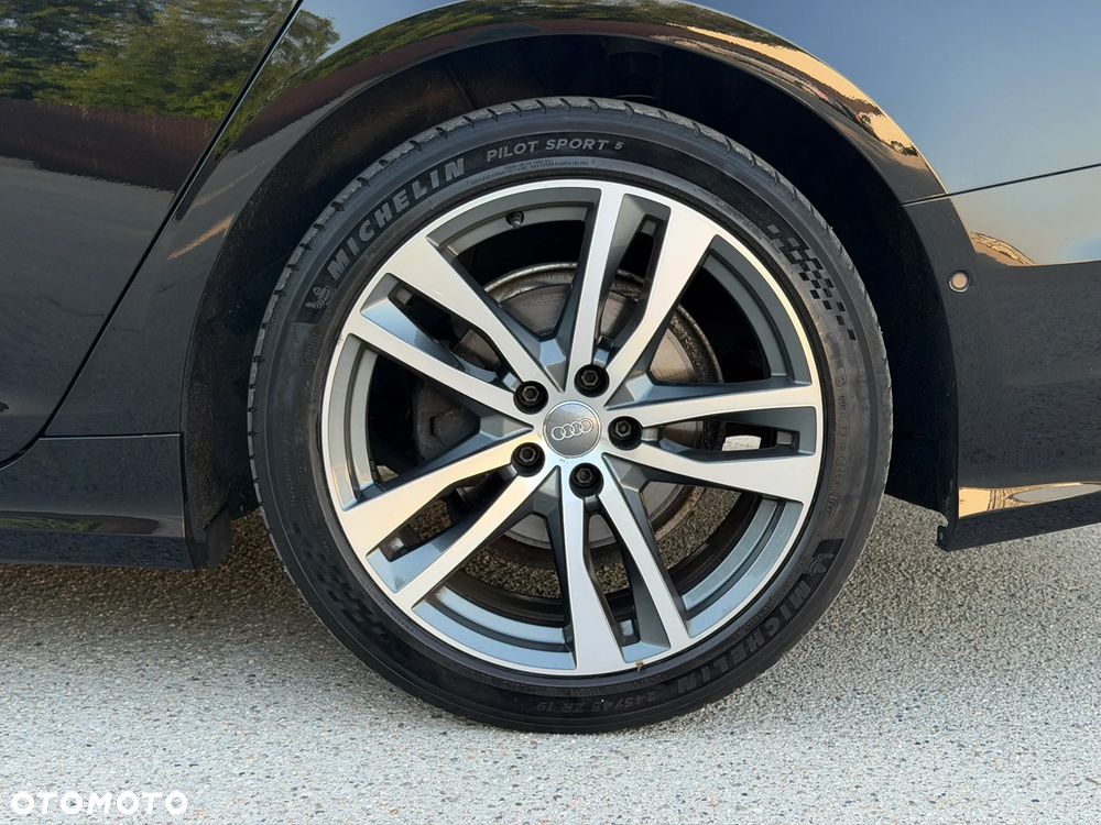 Audi A6 Avant 40 TDI quattro S tronic S line - 10