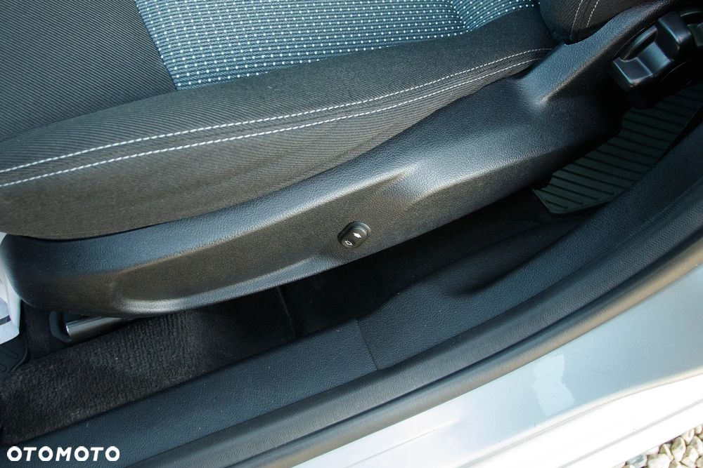Ford Mondeo SW 2.0 FF Titanium - 20