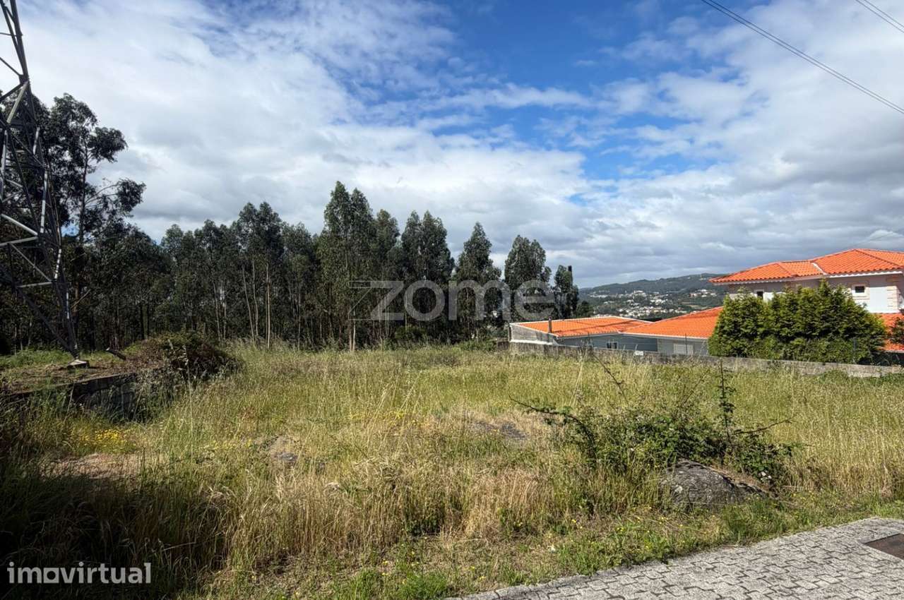 Terreno com 610 m2, em Guilhufe, Penafiel - Grande imagem: 3/11