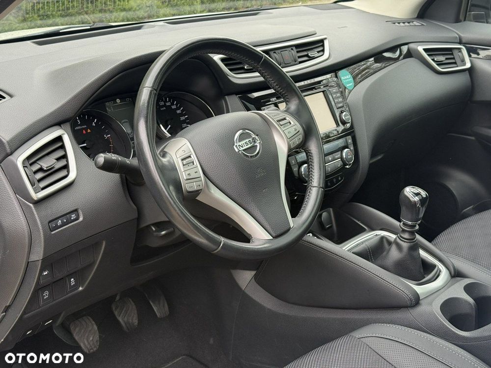 Nissan Qashqai 1.5 dCi Tekna - 16