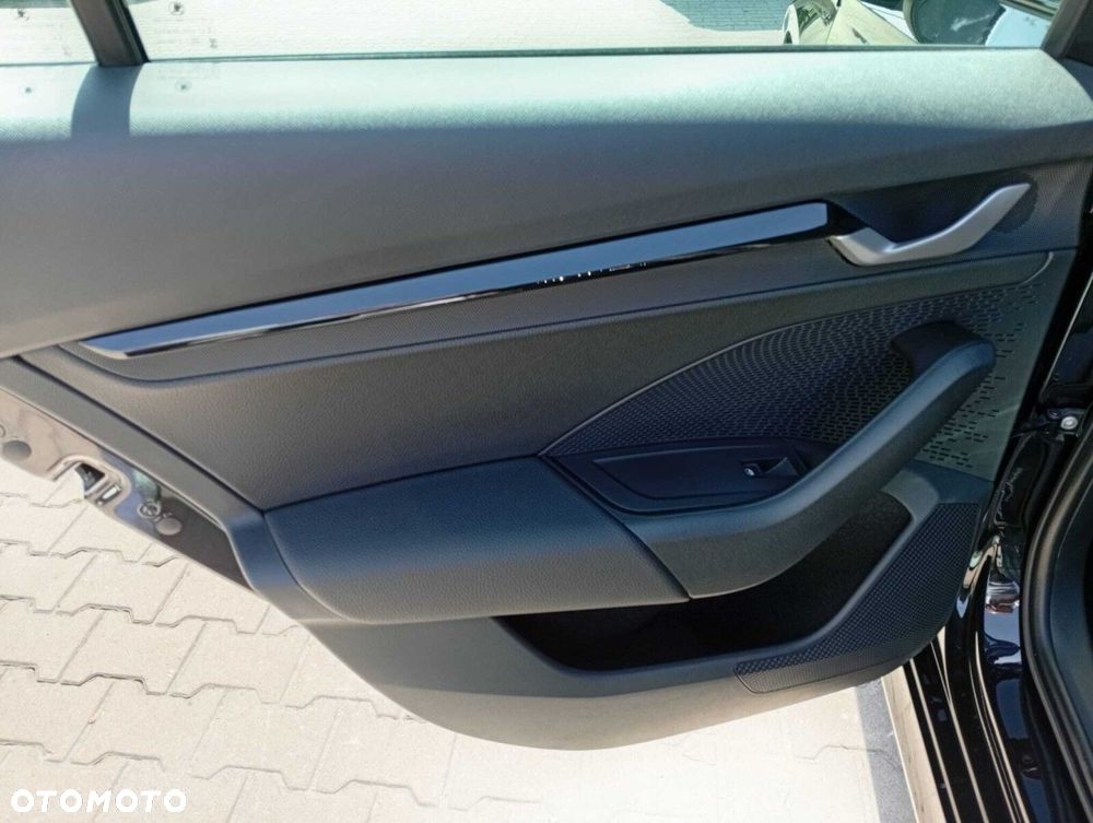 Skoda Octavia 1.5 TSI mHEV Sportline DSG - 22