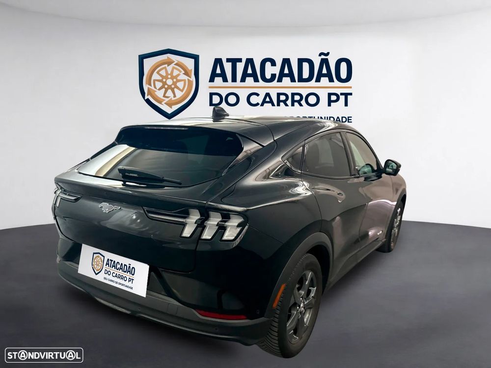 Ford Mustang Mach-E - 22