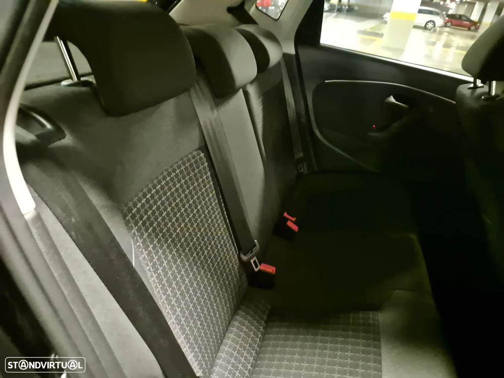 VW Polo 1.0 Confortline - 30