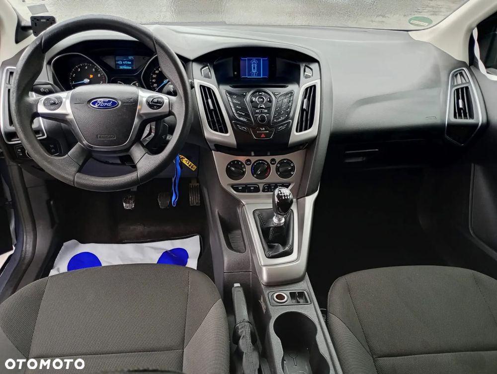 Ford Focus 1.6 EcoBoost Trend - 10