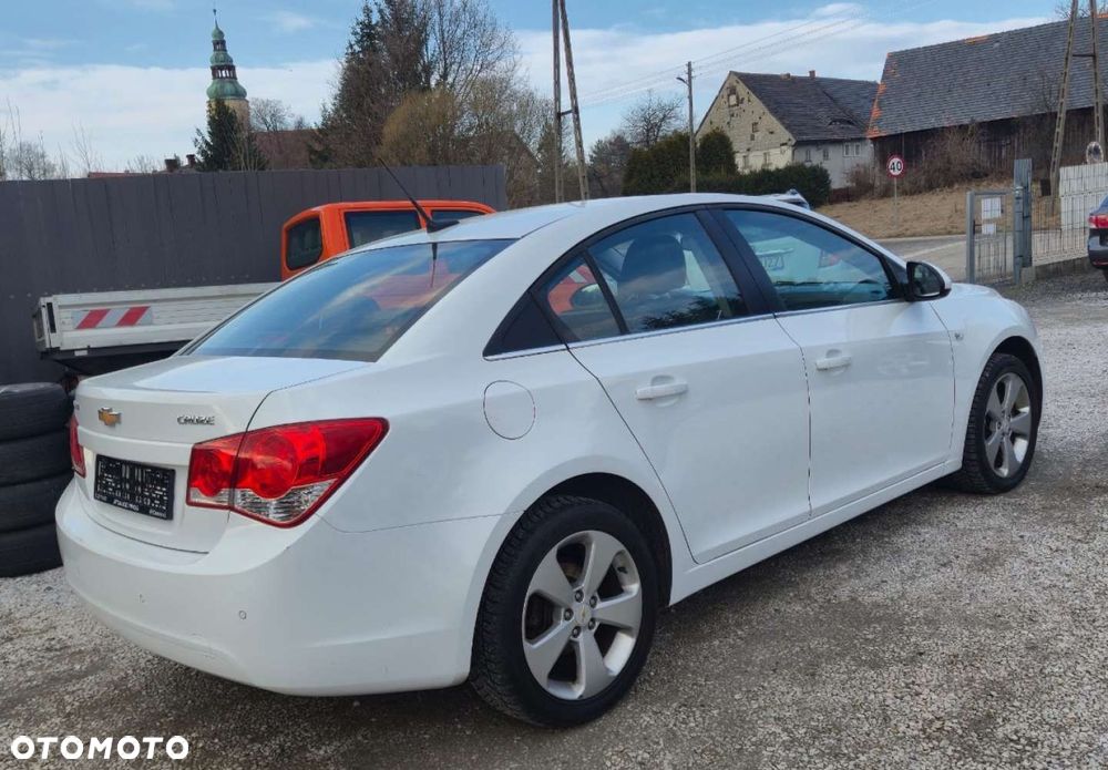 Chevrolet Cruze - 5