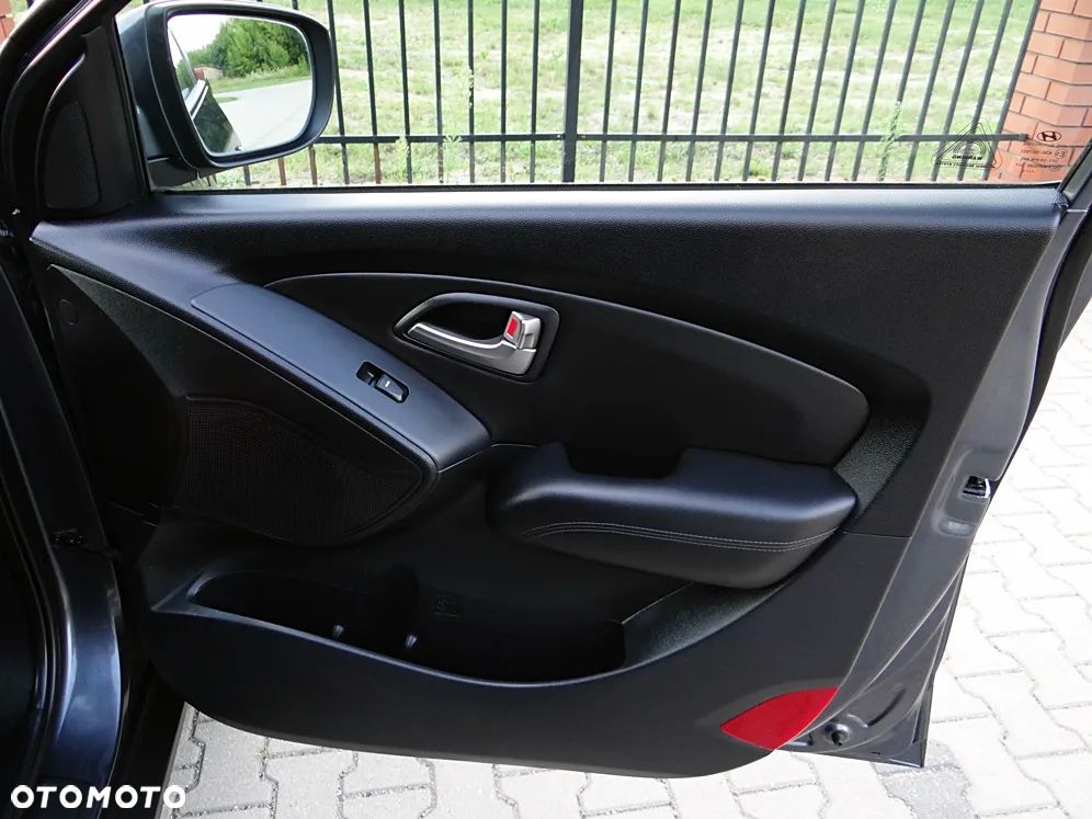 Hyundai ix35 2.0 CRDi 4WD Automatik Premium - 27