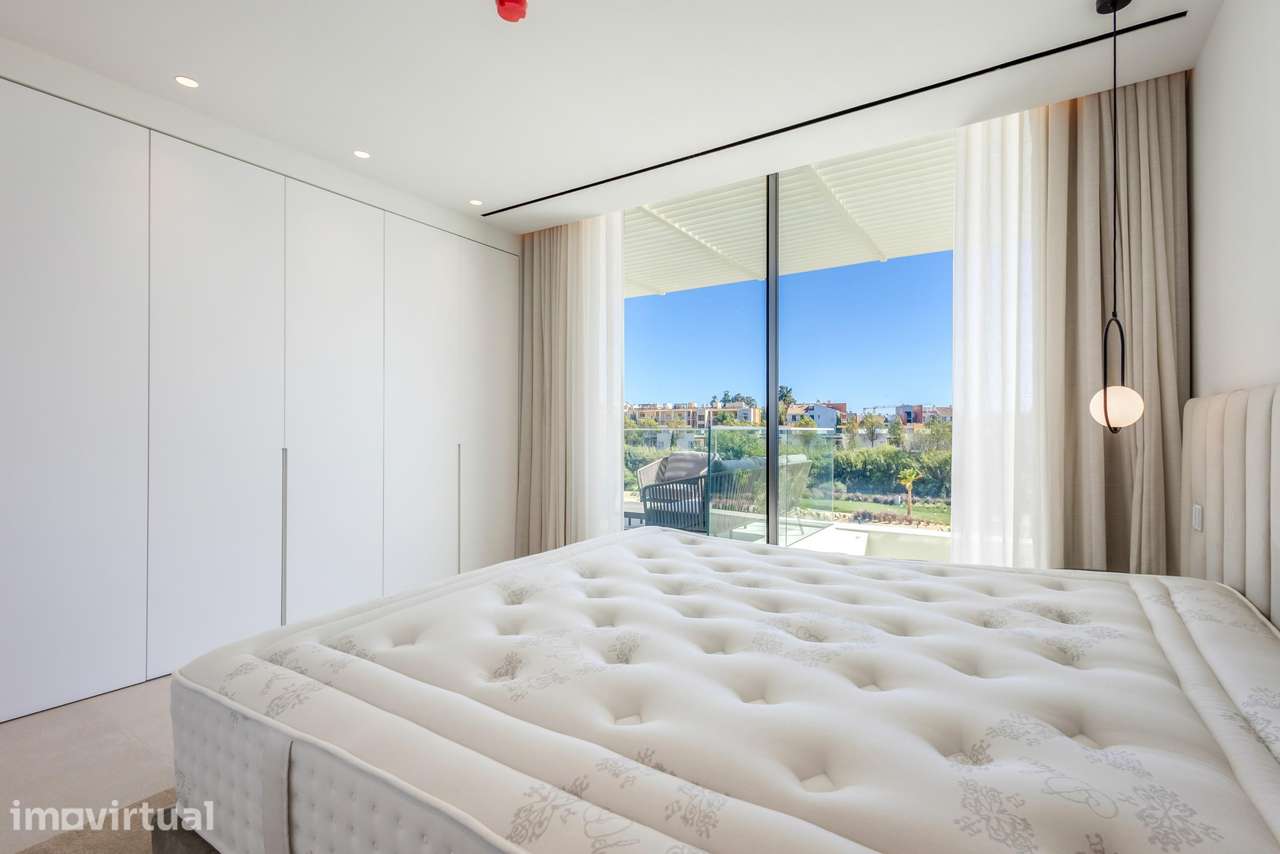 Apartamento T2 Luxuoso em Vilamoura - Grande imagem: 4/28