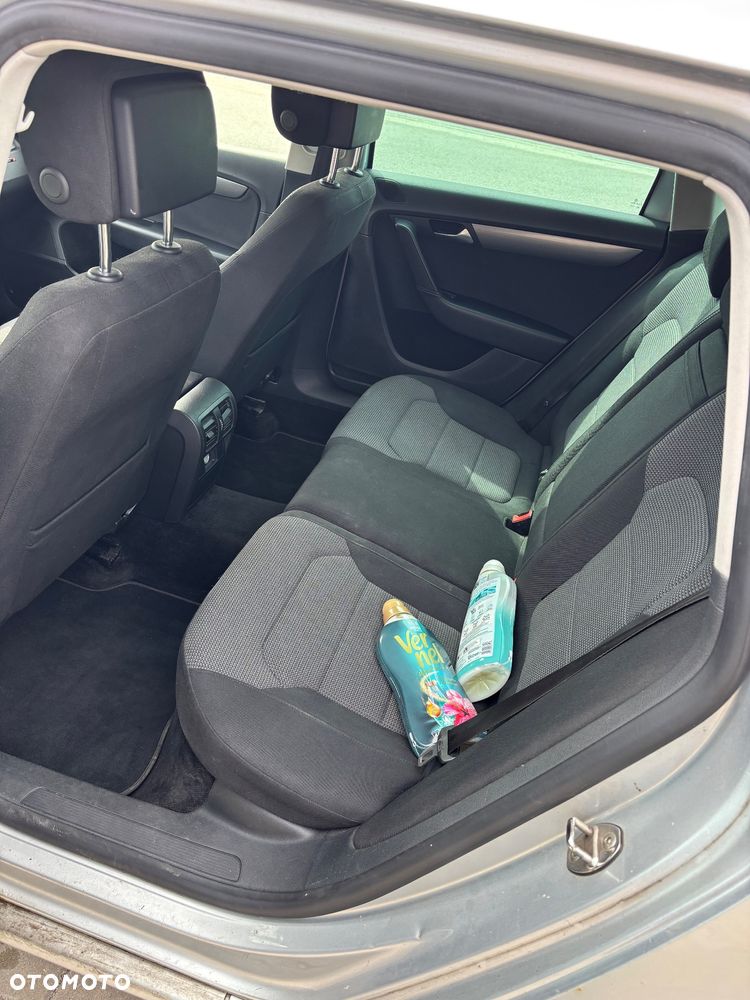 Volkswagen Passat 1.6 TDI BlueMotion - 7