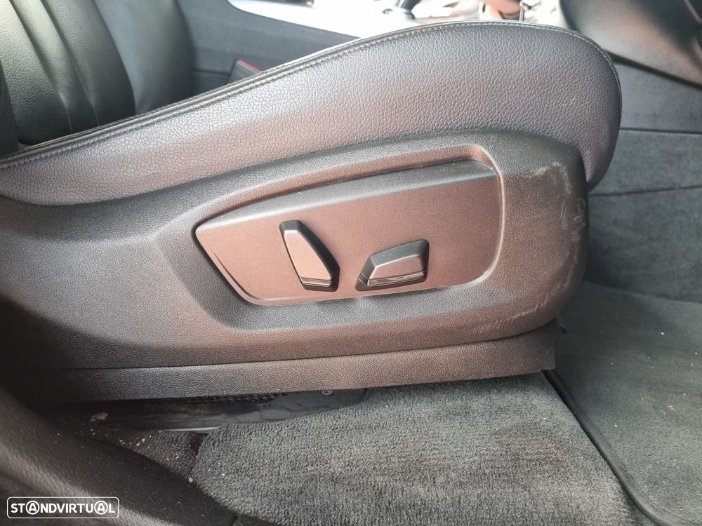 BMW X5 25 d sDrive Comfort 7L - 32