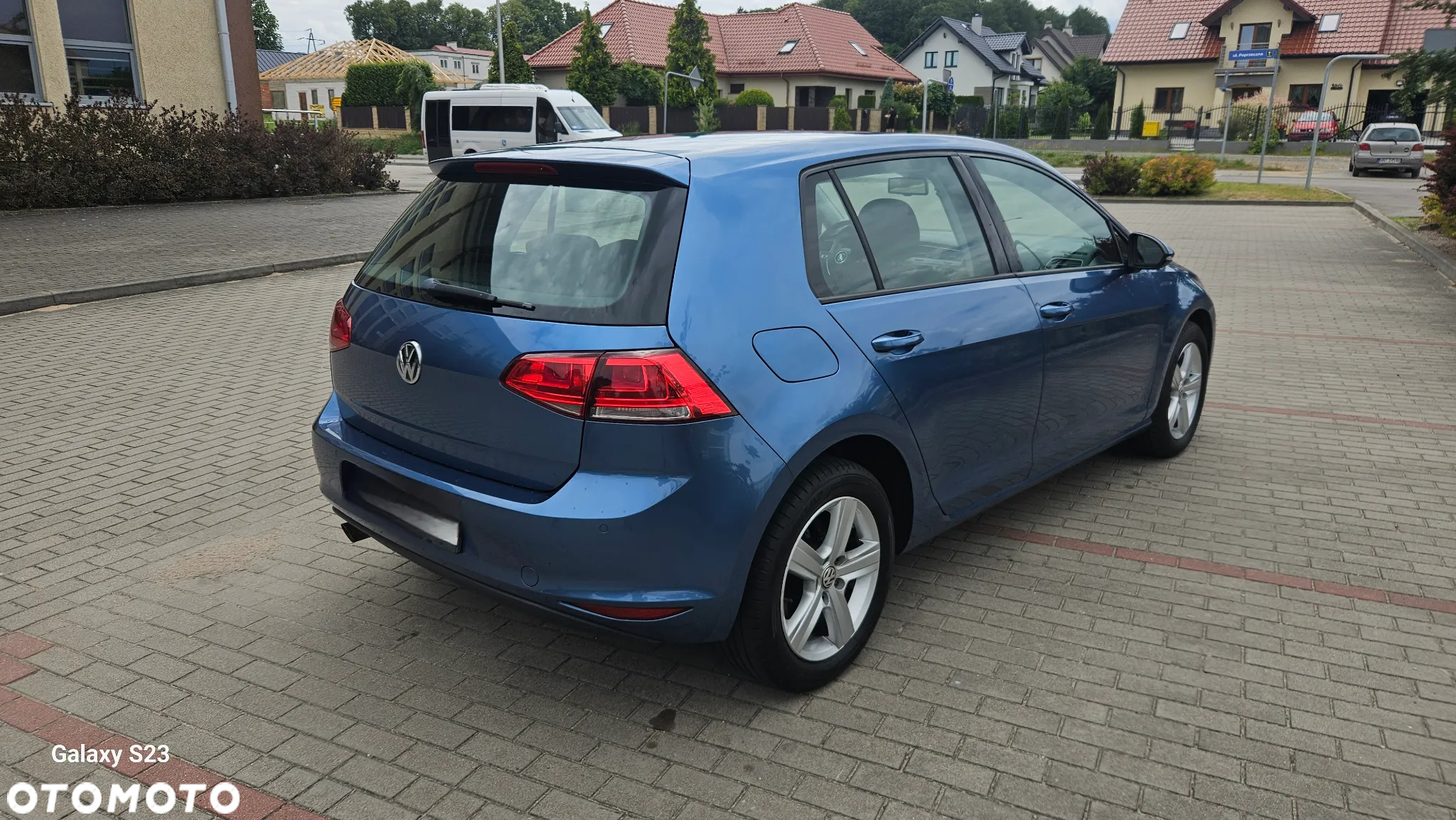 Volkswagen Golf 1.6 TDI 4Motion BlueMotion Technology Comfortline - 3