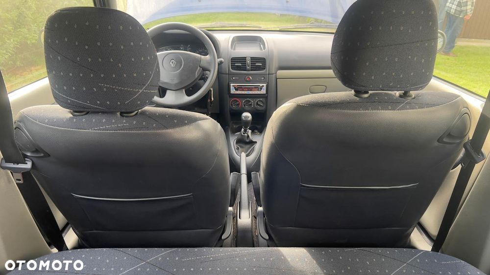 Renault Clio 1.2i RN - 3