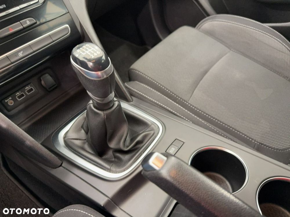 Renault Megane 1.3 TCe FAP Equilibre - 17