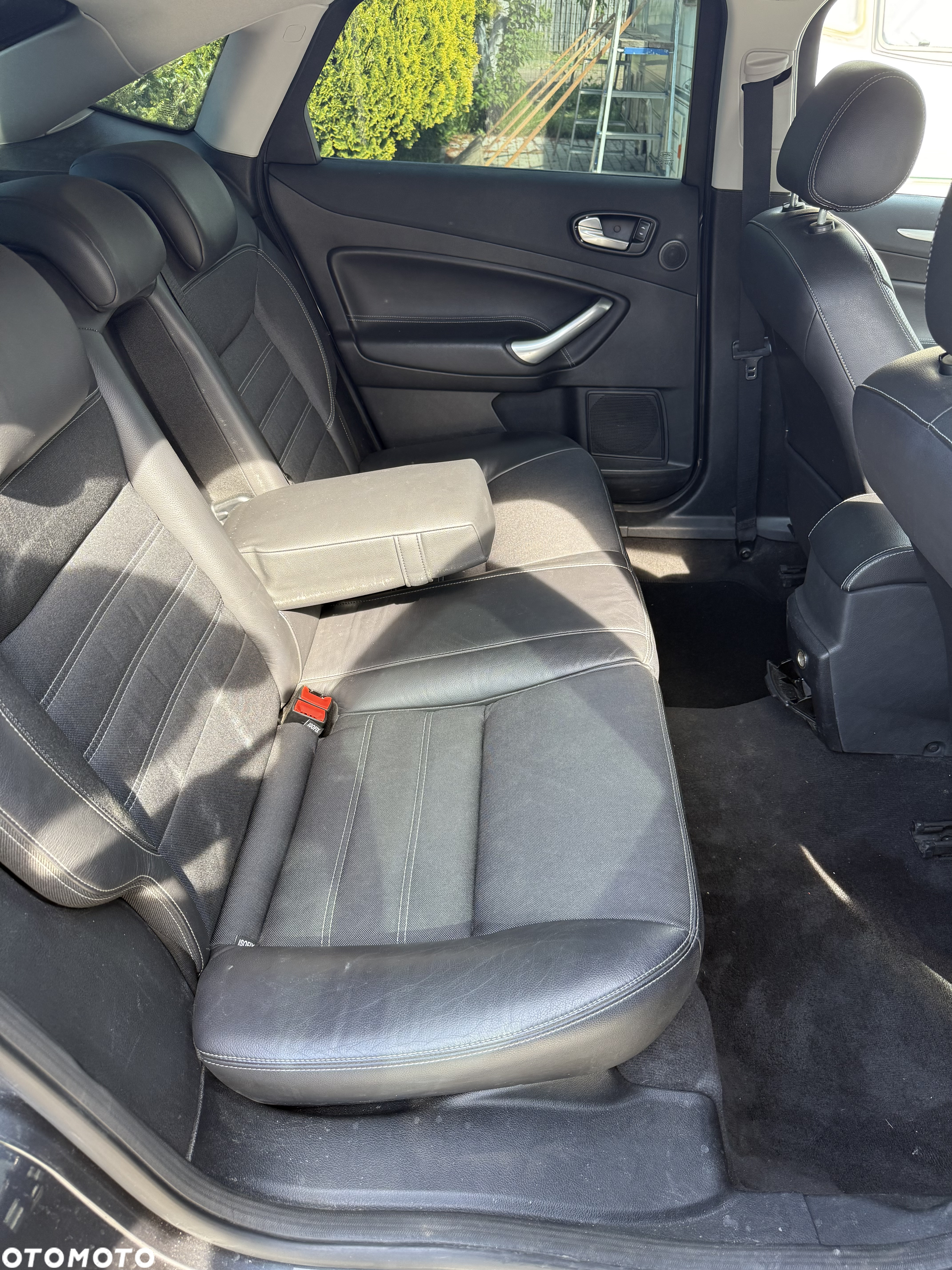 Ford Mondeo - 8