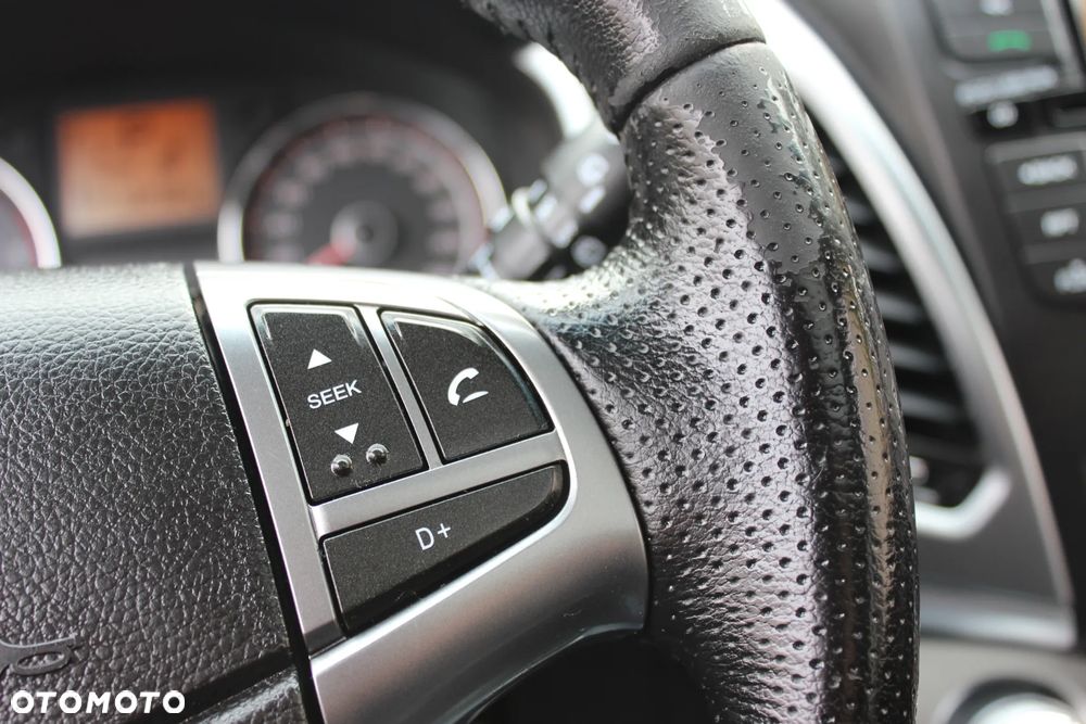 SsangYong/KGM Korando 2.0 E-XDi DPF 4WD Automatik Quartz - 21