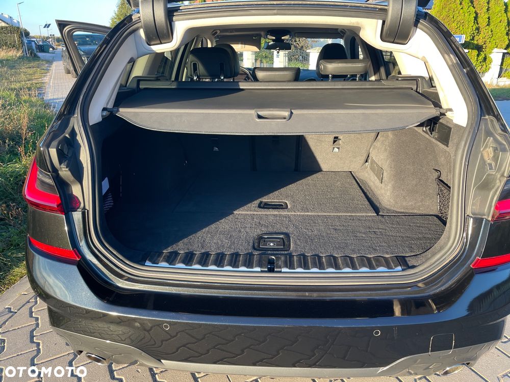 BMW Seria 3 2022