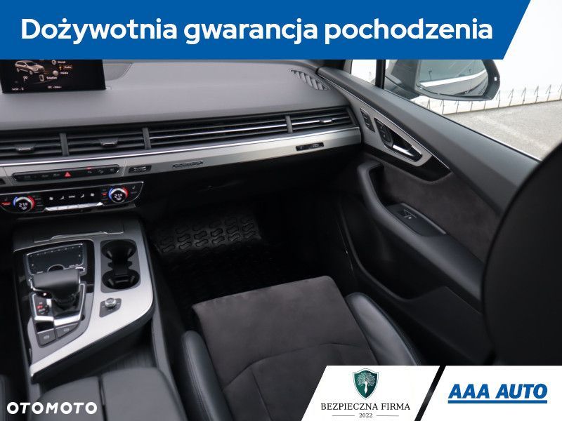 Audi Q7 - 10