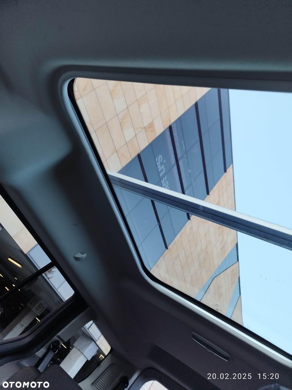 Ford Tourneo Connect - 11