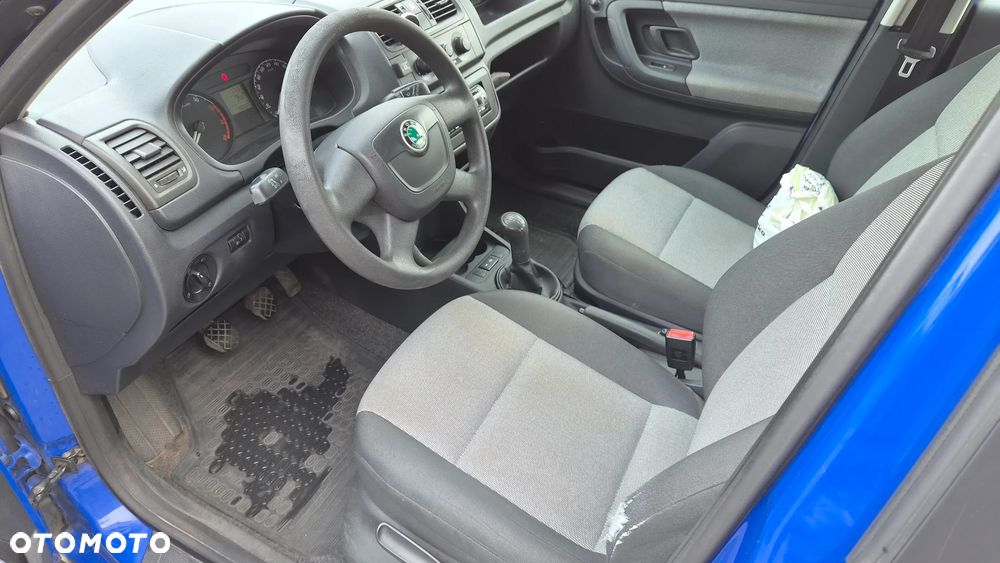 Skoda Fabia - 8