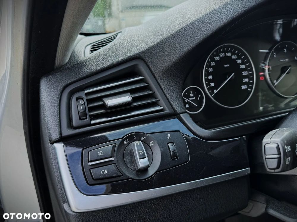 BMW Seria 5 - 15