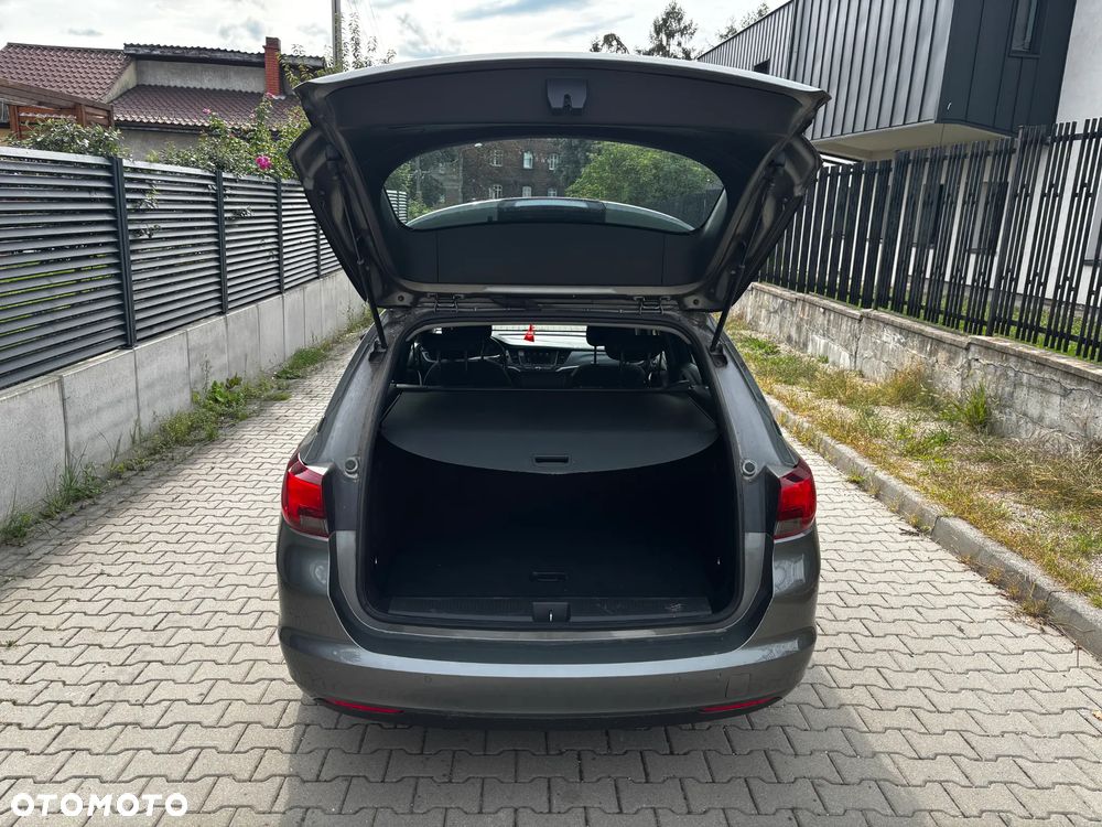 Opel Astra 1.2 T Elegance S&S - 6