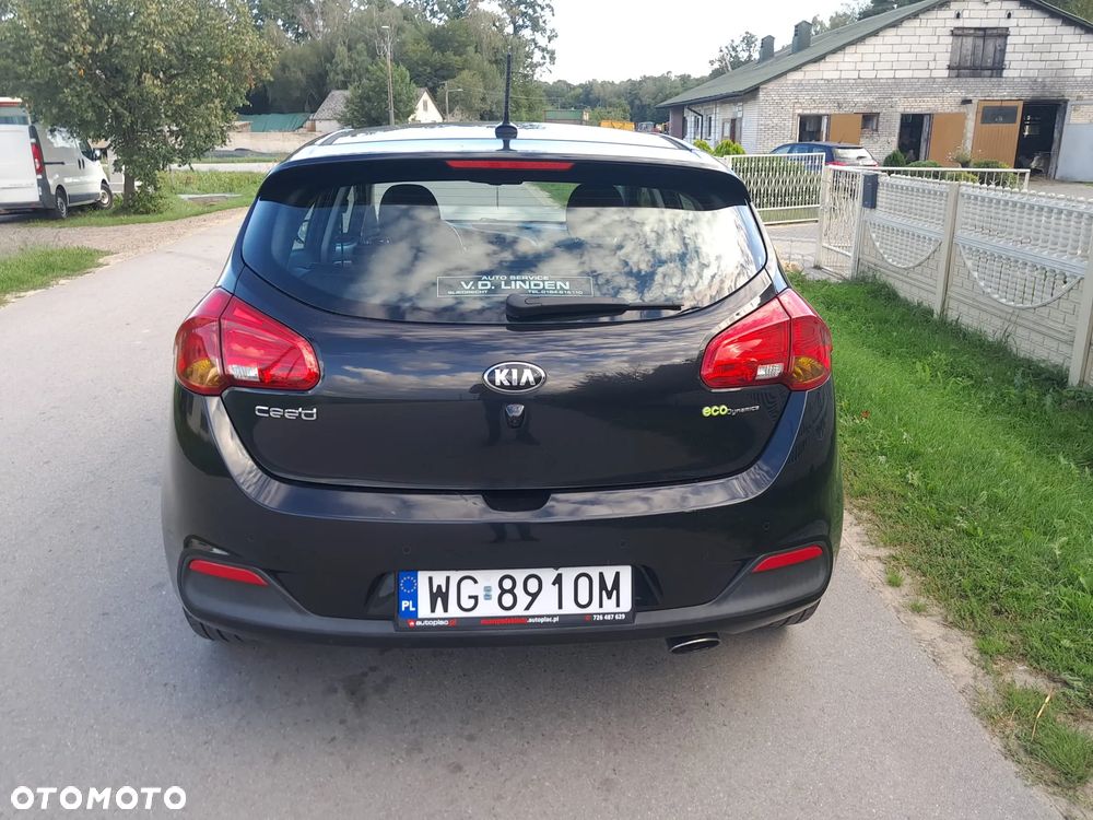 Kia Ceed 1.6 GDI Business Line - 6