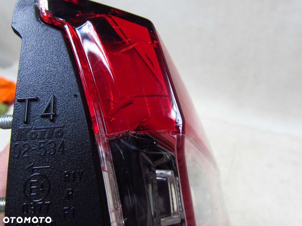 TOYOTA COROLLA E21 XII KOMBI LAMPA TYL PRAWA KLAPY LED EUROPA 19-23 - 7