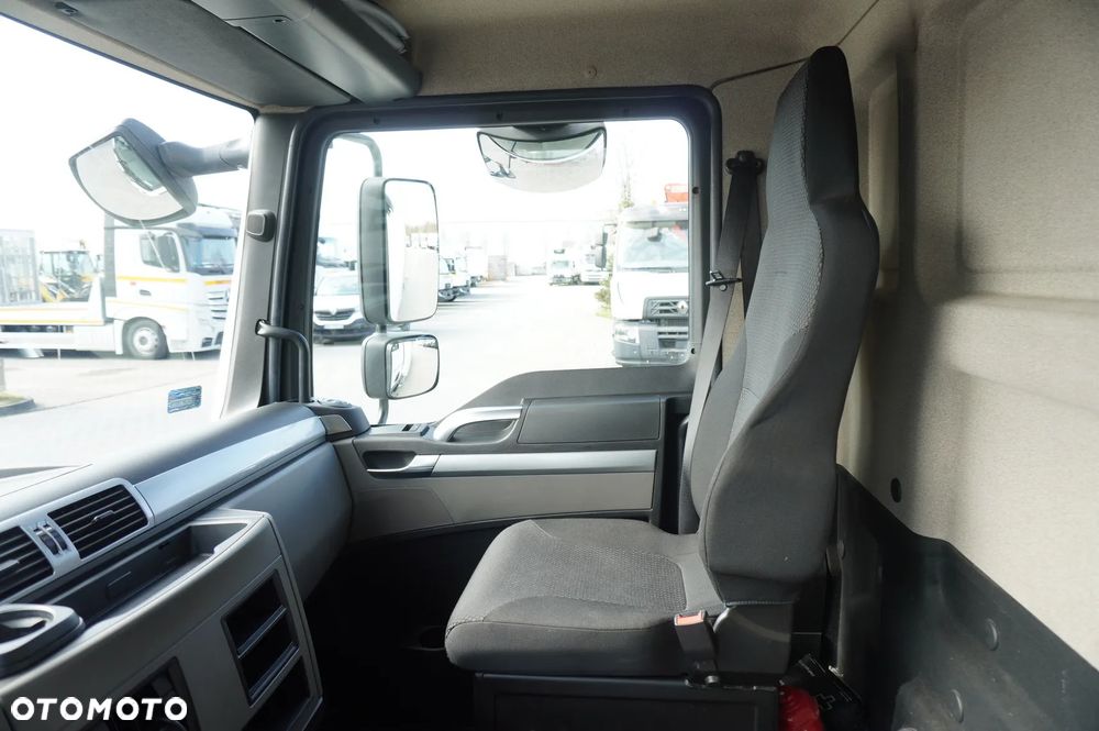 MAN TGL 12.190 / Zabudowa chłodnia 14 EPAL / Carrier Xarios 500 / 3 szt. - 25