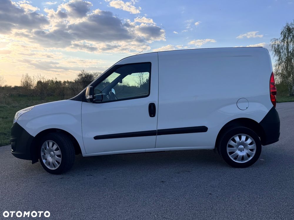 Opel Combo - 8