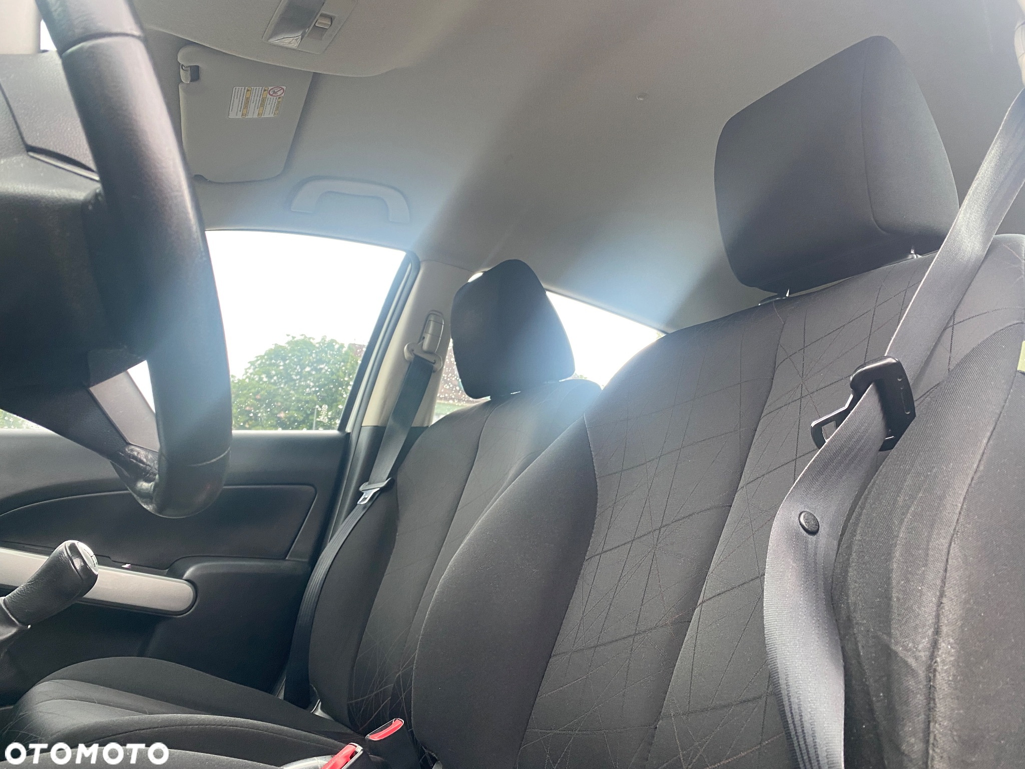 Mazda 2 - 8