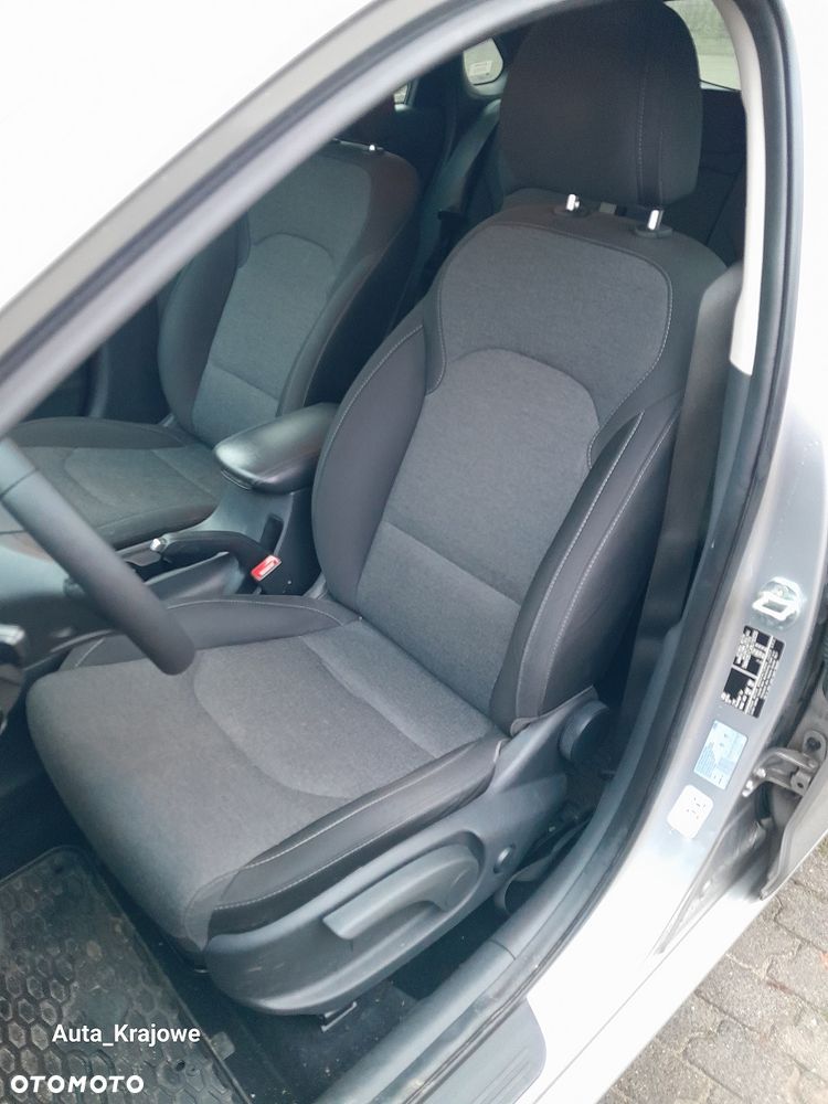 Hyundai i30 1.5 DPI Smart - 24