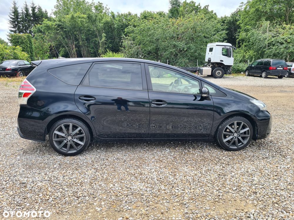 Toyota Prius+ (Hybrid) Executive - 11