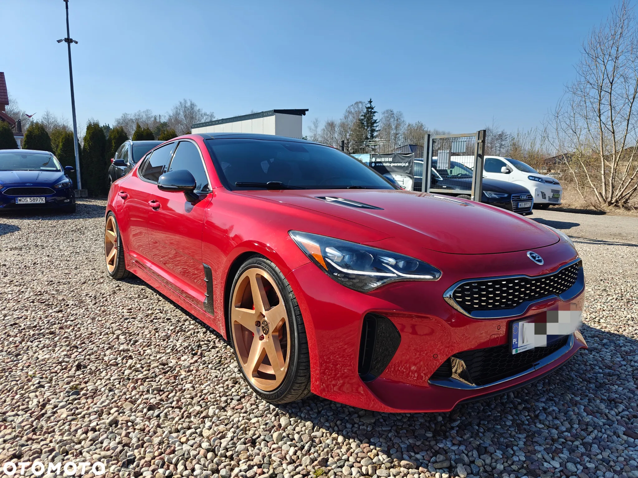 Kia Stinger - 10