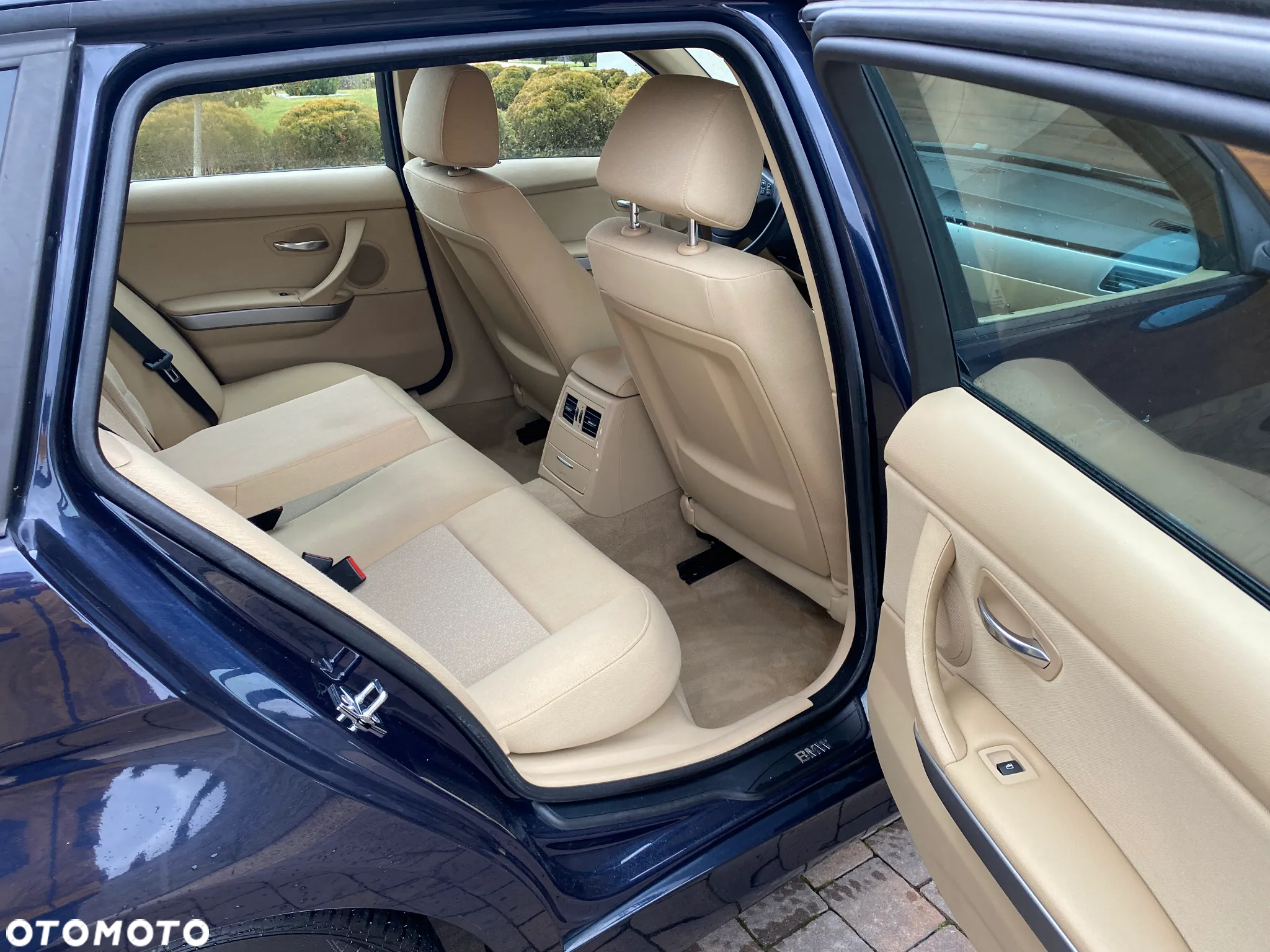 BMW Seria 3 318i Touring Edition Exclusive - 10
