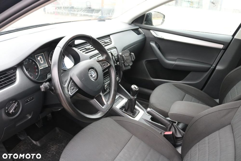 Skoda Octavia 2.0 TDI Ambition - 11