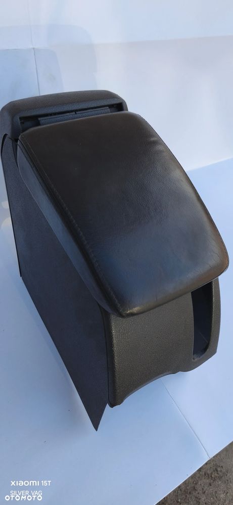 Podłokietnik skórzany VW Golf 5 skóra tunel nawiewu - 12