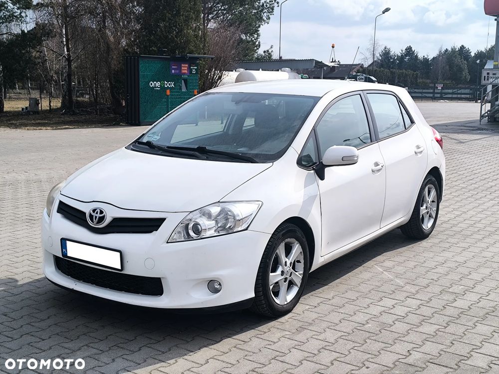 Toyota Auris 2.0 D-4D Edition