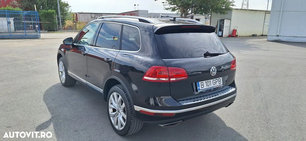 Volkswagen Touareg - 2