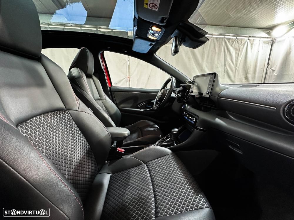 Toyota Yaris 1.5 HDF Comfort - 29