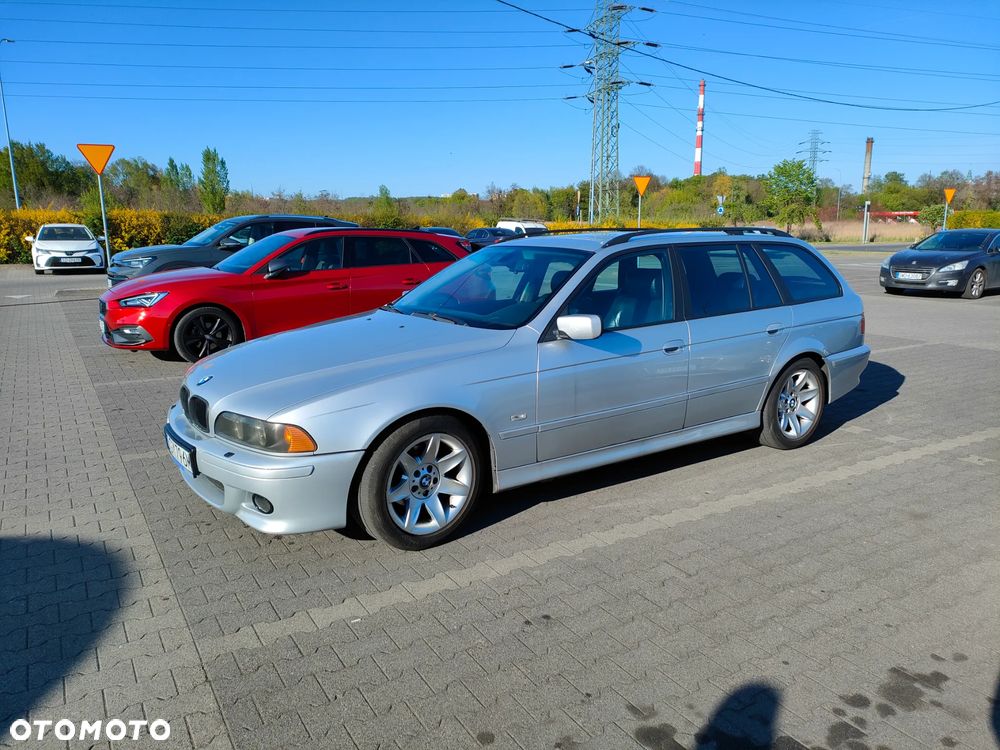 BMW Seria 5 528i - 5