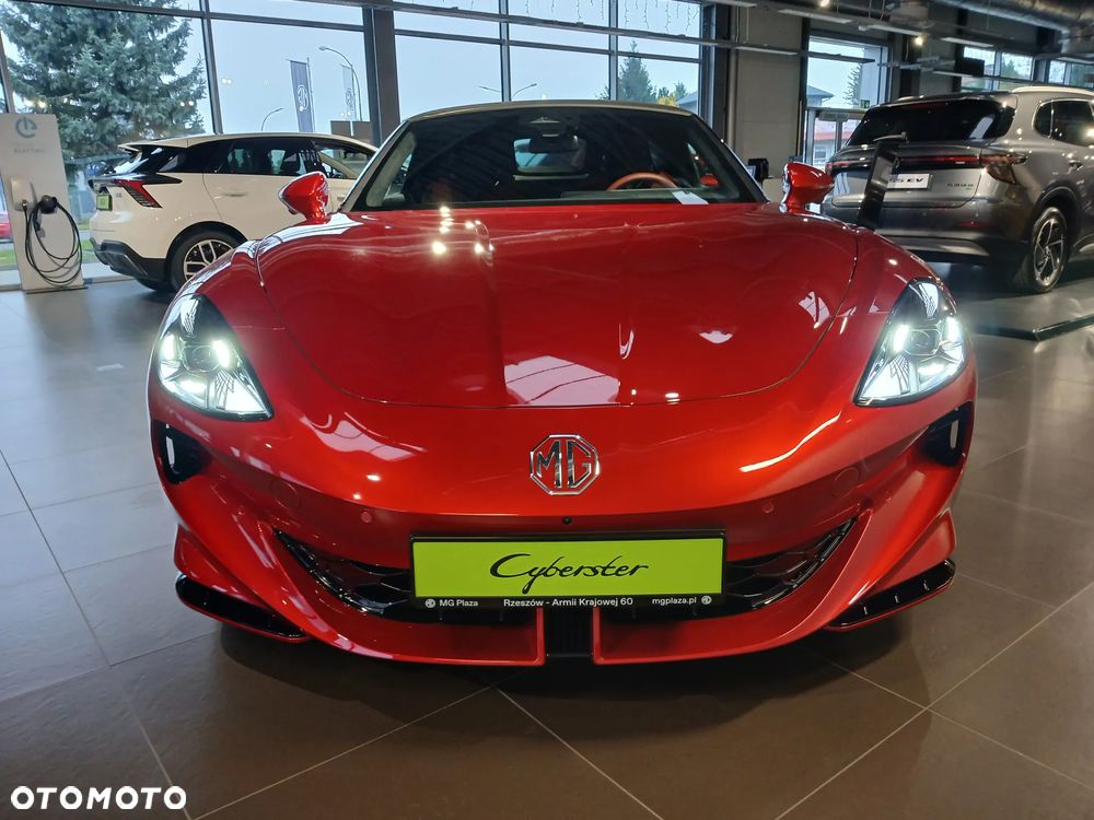 MG Cyberster 77kWh AWD Czarny Dach - 12