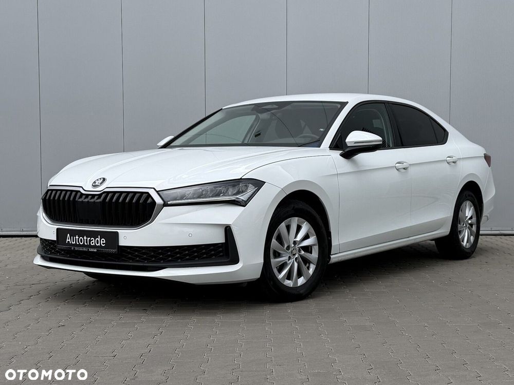 Skoda Superb 2.0 TDI SCR Essence DSG - 2