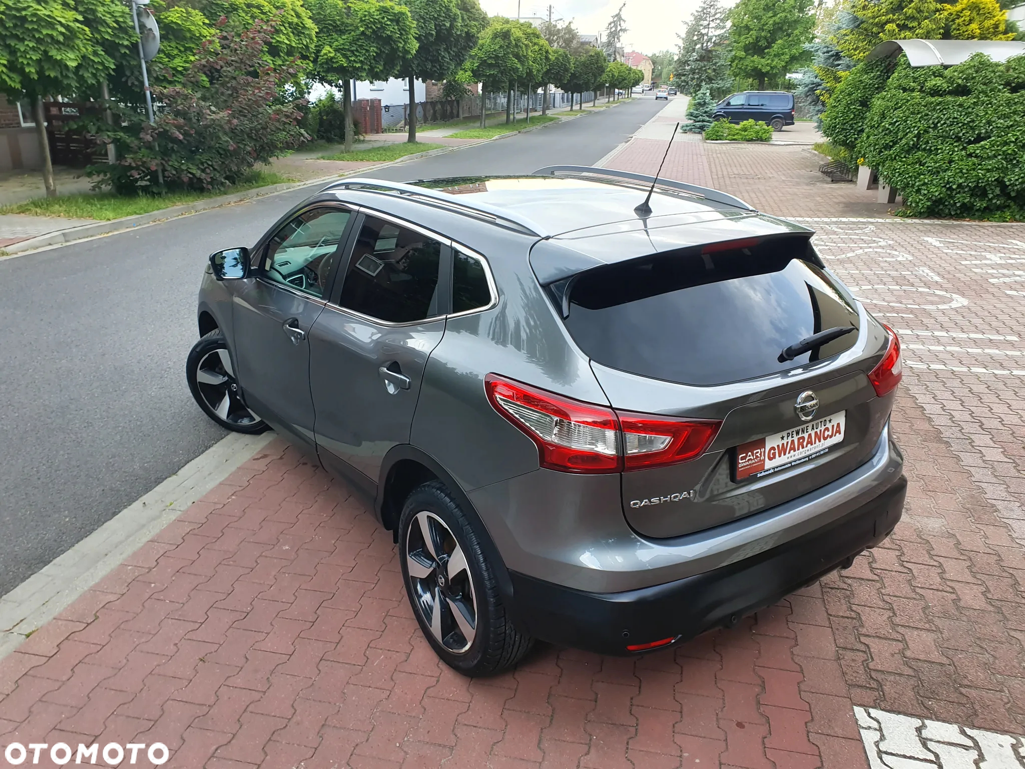 Nissan Qashqai 1.6 DIG-T N-Connecta - 34
