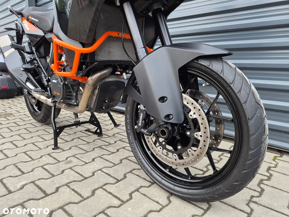 KTM Adventure - 24