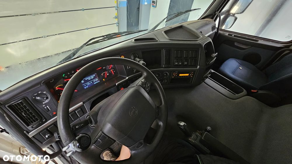 Volvo FMX 410 3 Strony Kiper 6x4 tylko 300000KM - 10